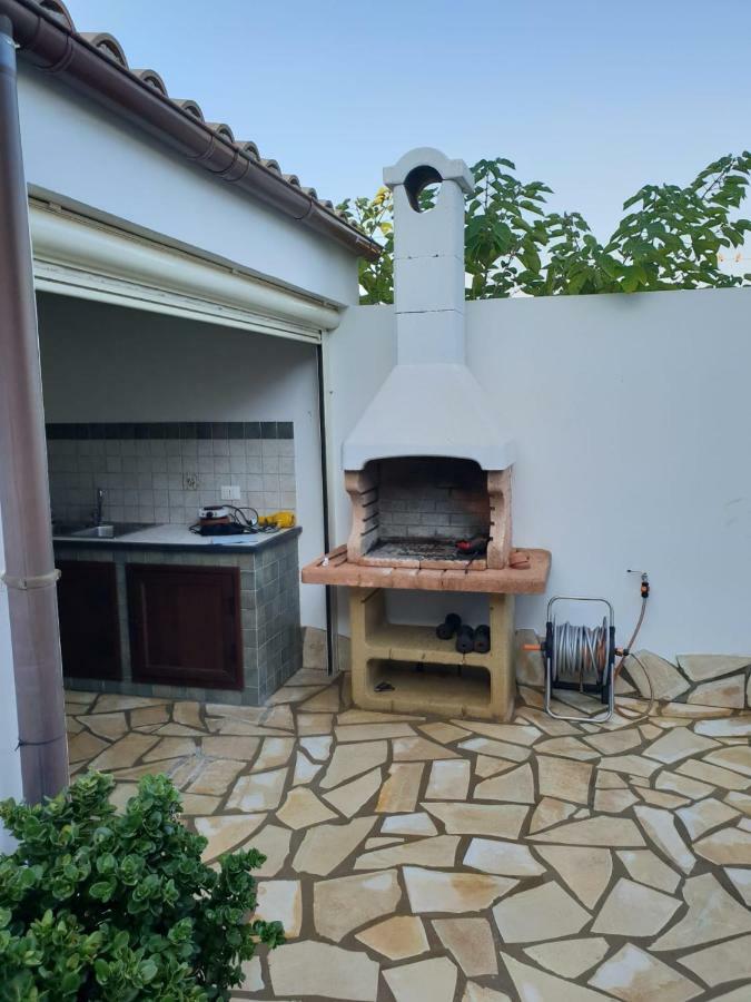 Triscina 83 Vila Exterior foto